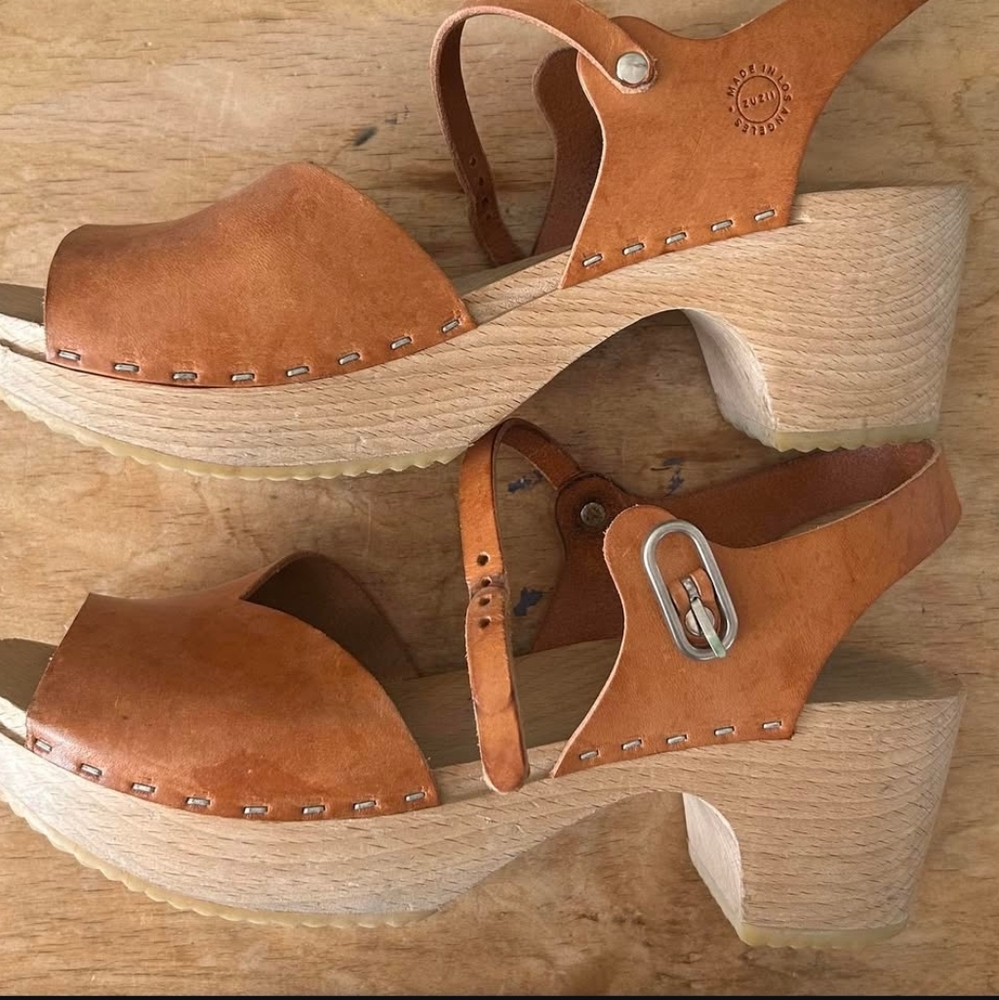 Zuzii Clogs - Picture 4 of 8
